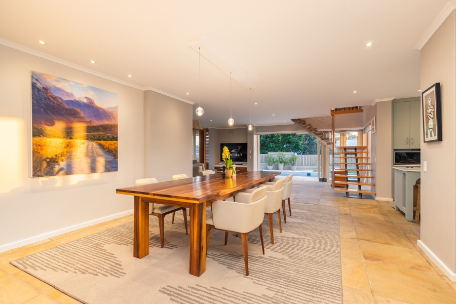5 Bedroom Property for Sale in Whale Rock Beach Western Cape
